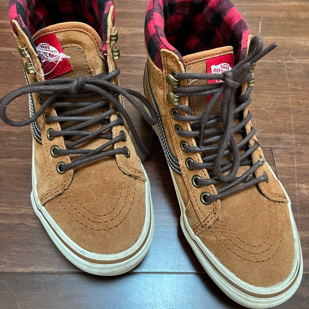 Vans Skate High Tops Waterproof Shoes Size 4 Boys Suede Glazed Ginger/Buffalo